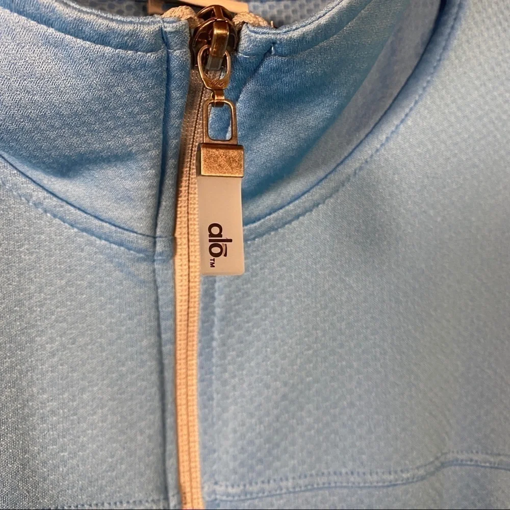 ALO YOGA Jacket. Zip front. Turquoise/Navy. Size L